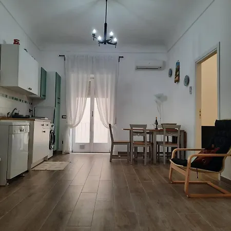 Apartman La Porta Dei Candelai Szirakúza